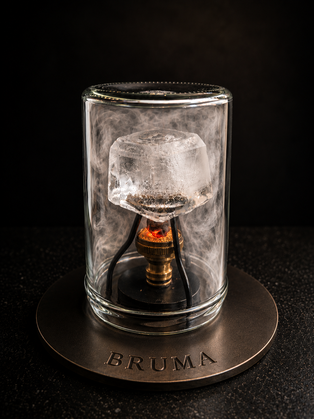 Bruma Schritt 4: Glas aufsetzen und Rauch sammeln